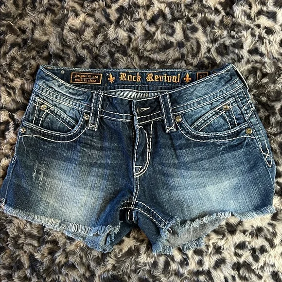 Rock Revival 30 Blue Denim Shorts with White Stitching - Picture 7 of 16